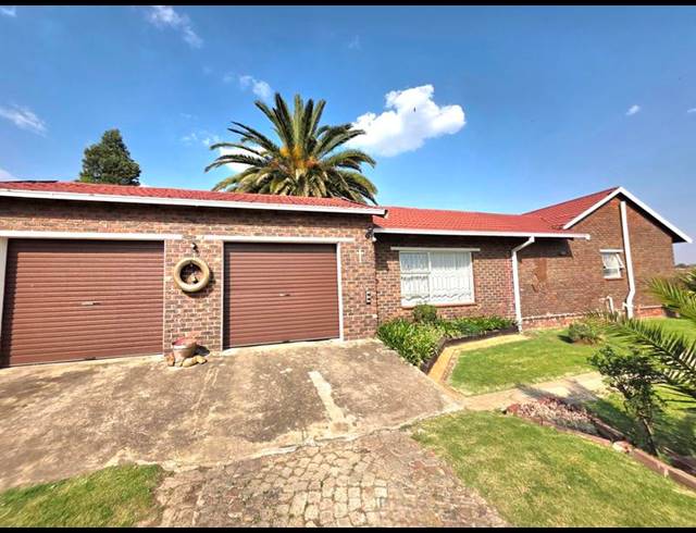 3 BEDROOM HOUSE FOR SALE IN ELSPARK